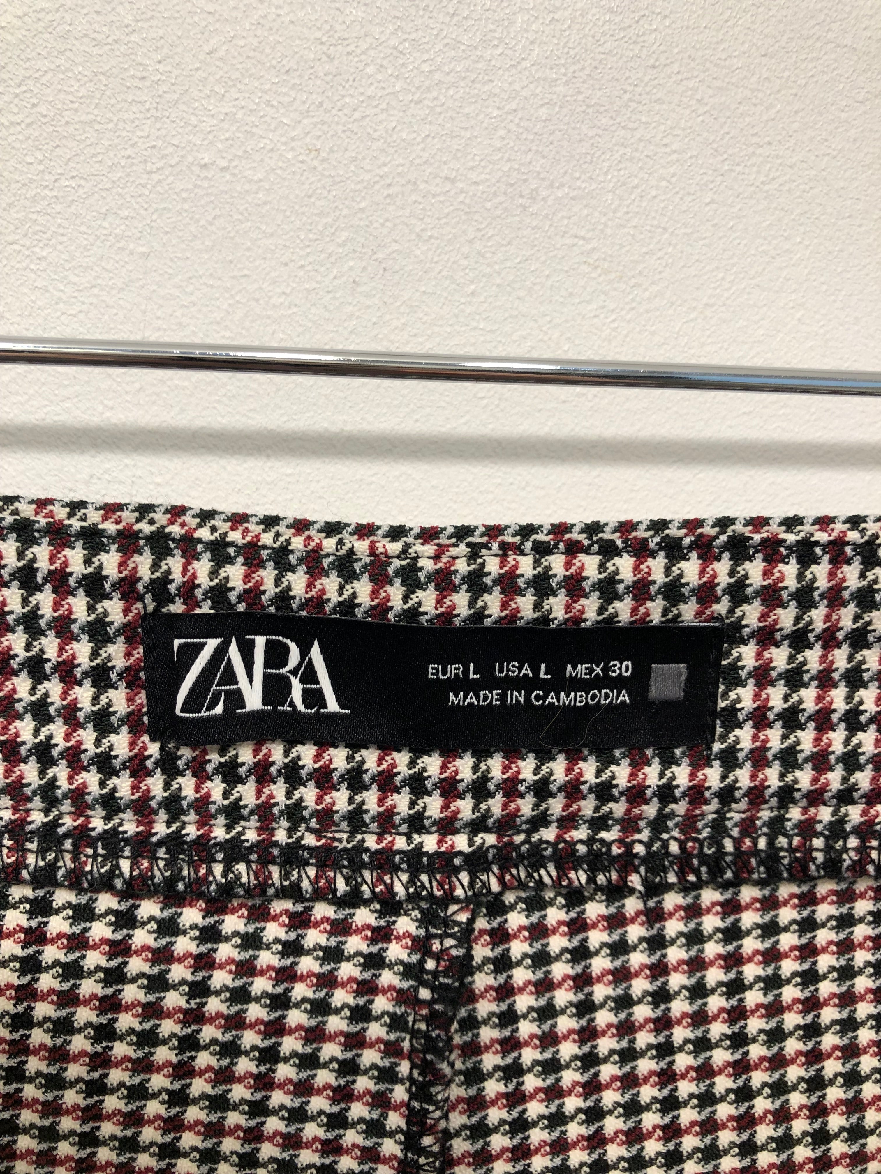 Zara Bukser